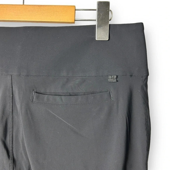 Lululemon Black Front Seam Bike Trousers with  Reflective Bottom Cuffs - Picture 6 of 10